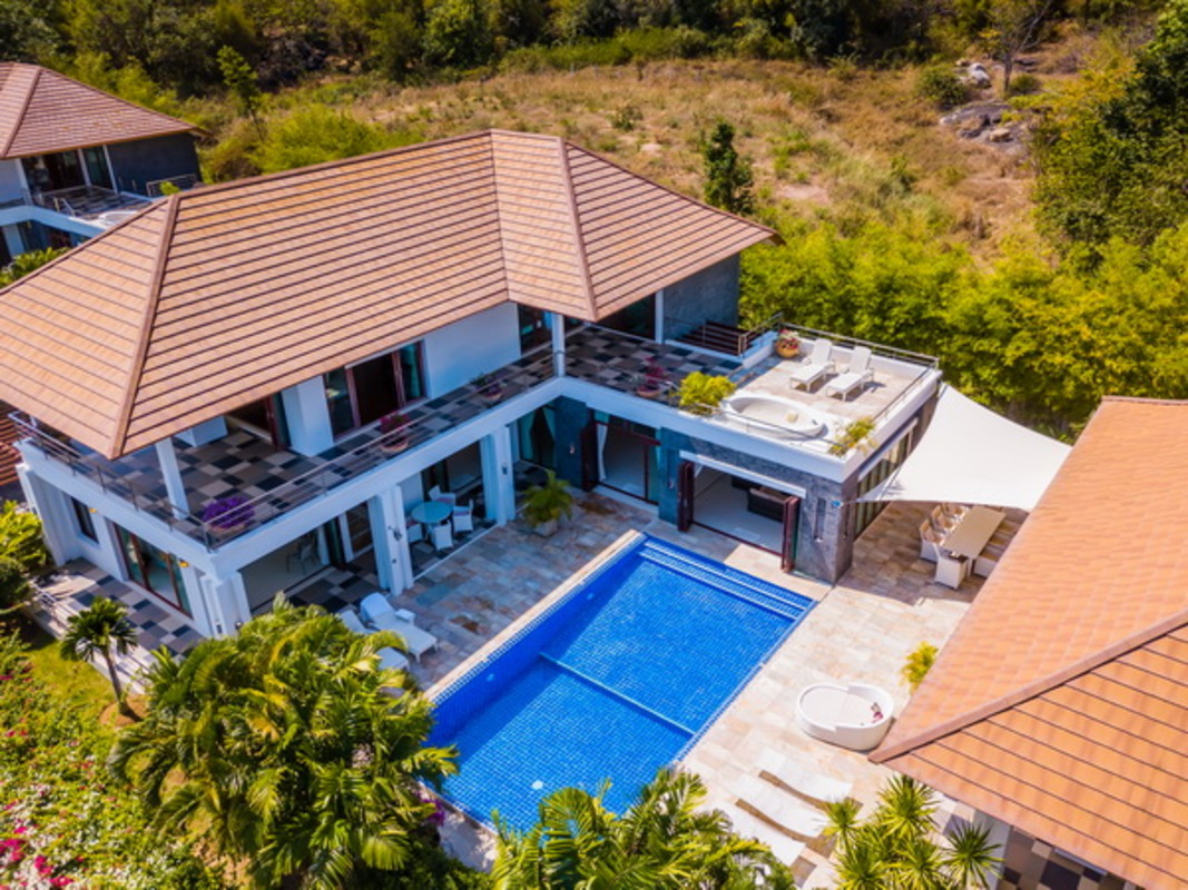 5 Bedroom Pool Villa with amazing Views Luxury Hua Hin Property Co., Ltd