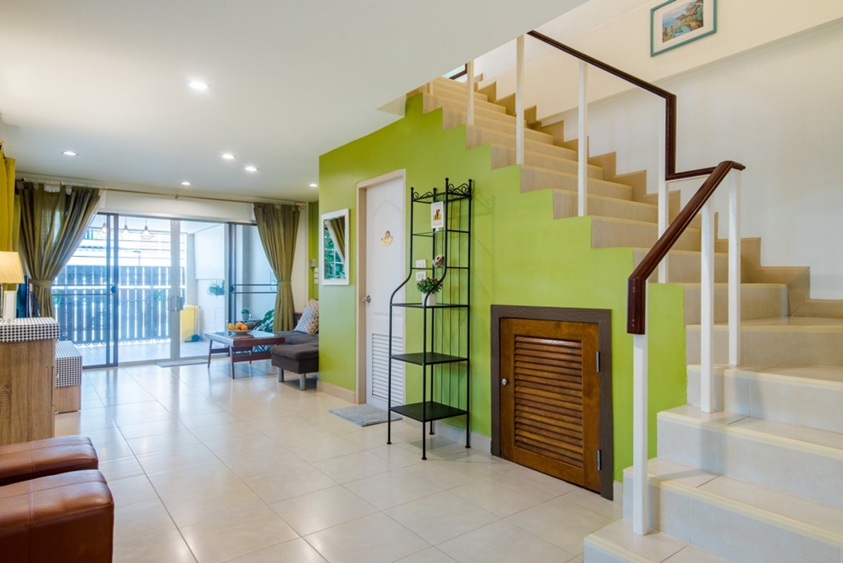 4 Bedroom Townhouse in Central Hua Hin Soi 94 Property Solutions