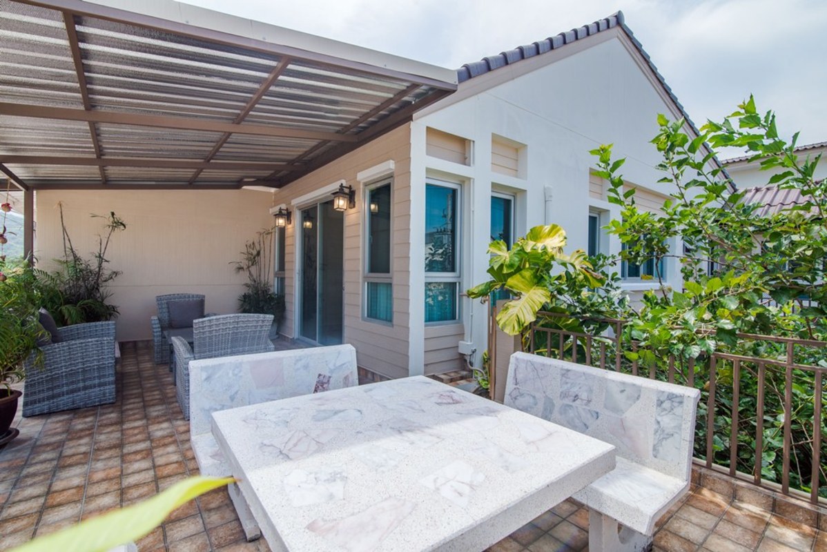 4 Bedroom Townhouse in Central Hua Hin Soi 94 Property Solutions