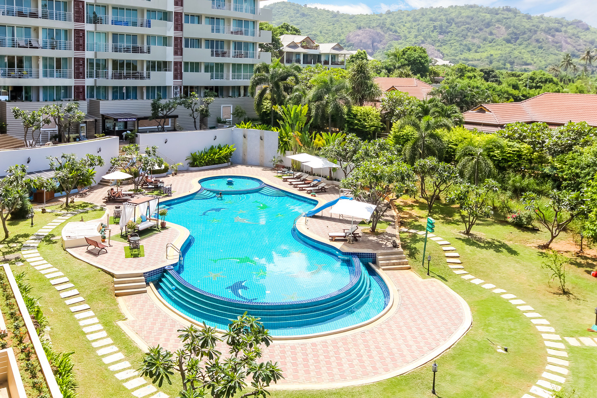 Searidge Beautiful 3 Bedroom Condo With Great Views Property