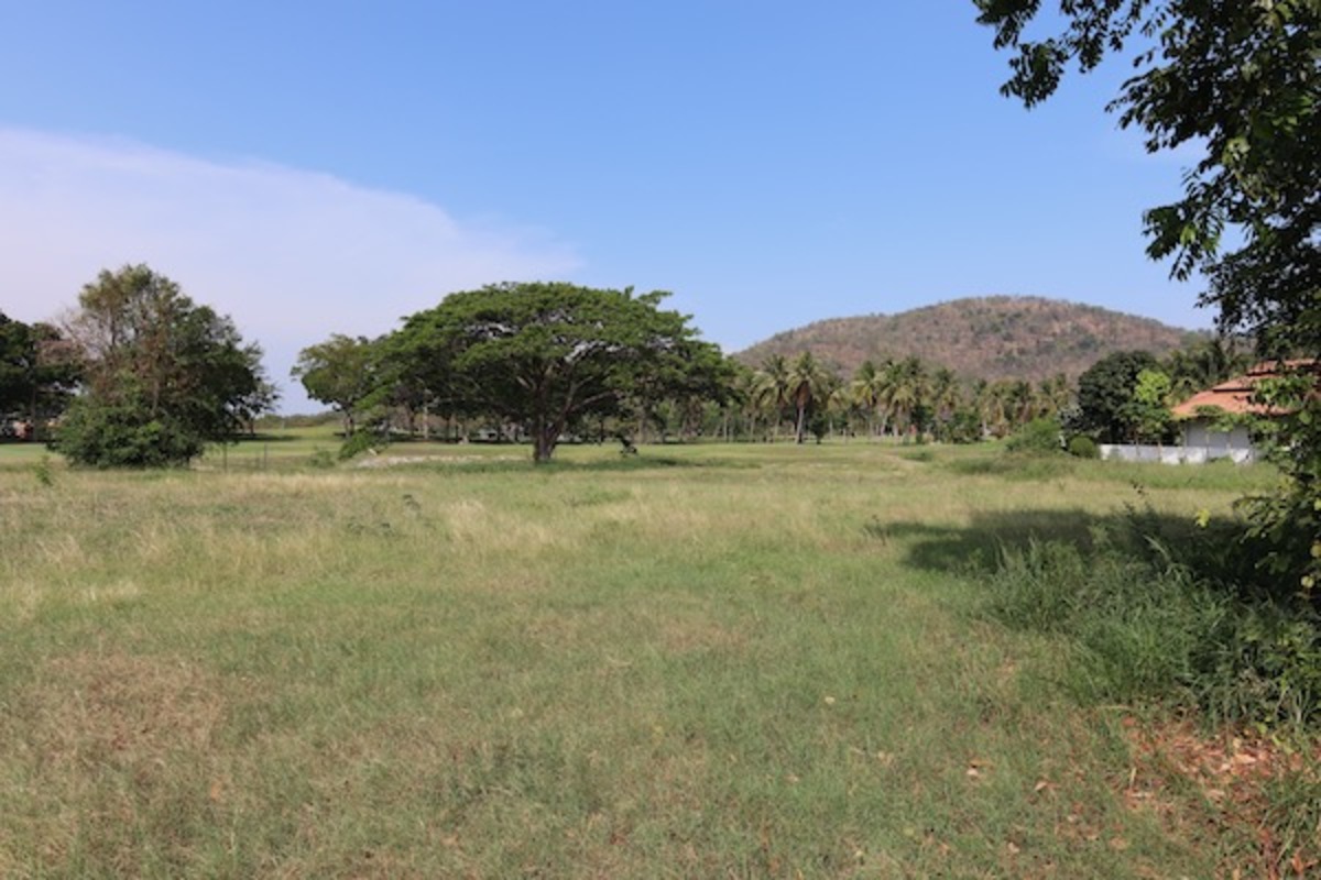 Golf course land Palm Hills for sale Property Solutions Hua Hin