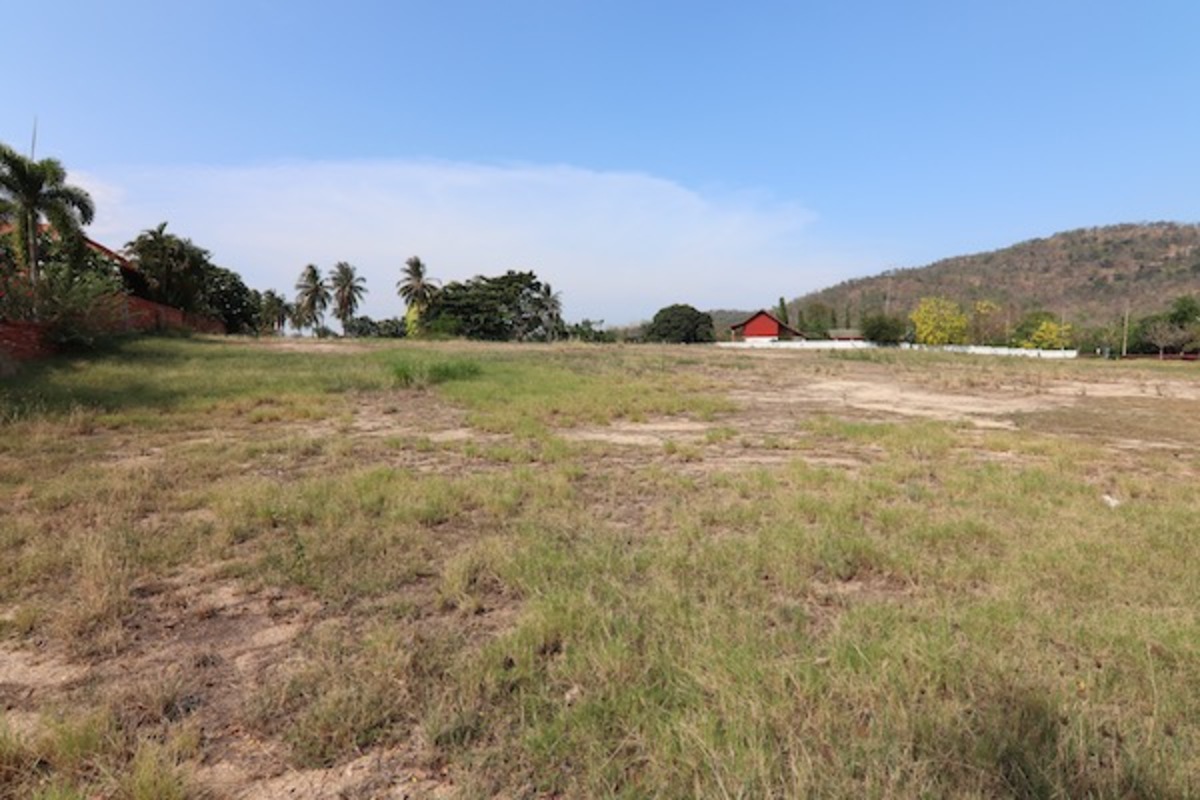Golf course land Palm Hills for sale Property Solutions Hua Hin