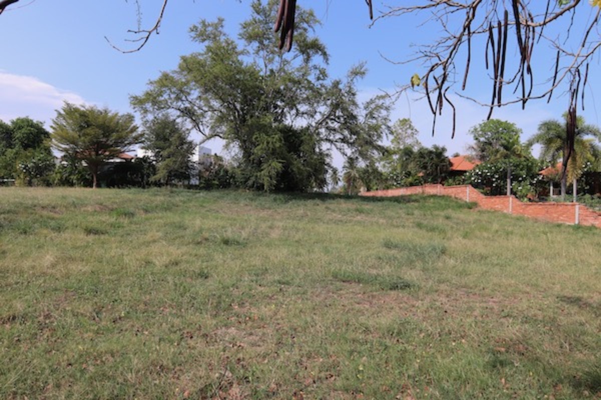 Golf course land Palm Hills for sale Property Solutions Hua Hin