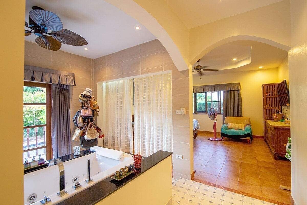 Stuart Park Poolvilla mit 3 Schlafzimmern Luxury Hua Hin Property Co