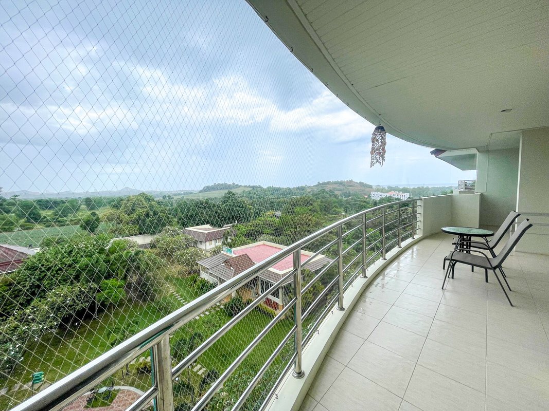 Searidge Absolutely Stunning 2 Bedroom Condo For Sale Property
