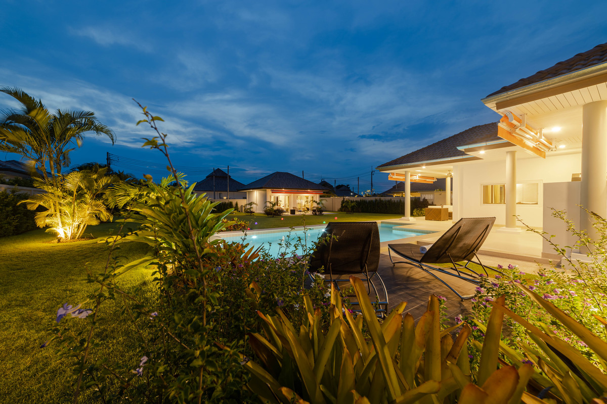 Mali Signature Stunning 4 Bedroom Pool Villa Luxury Hua Hin Property