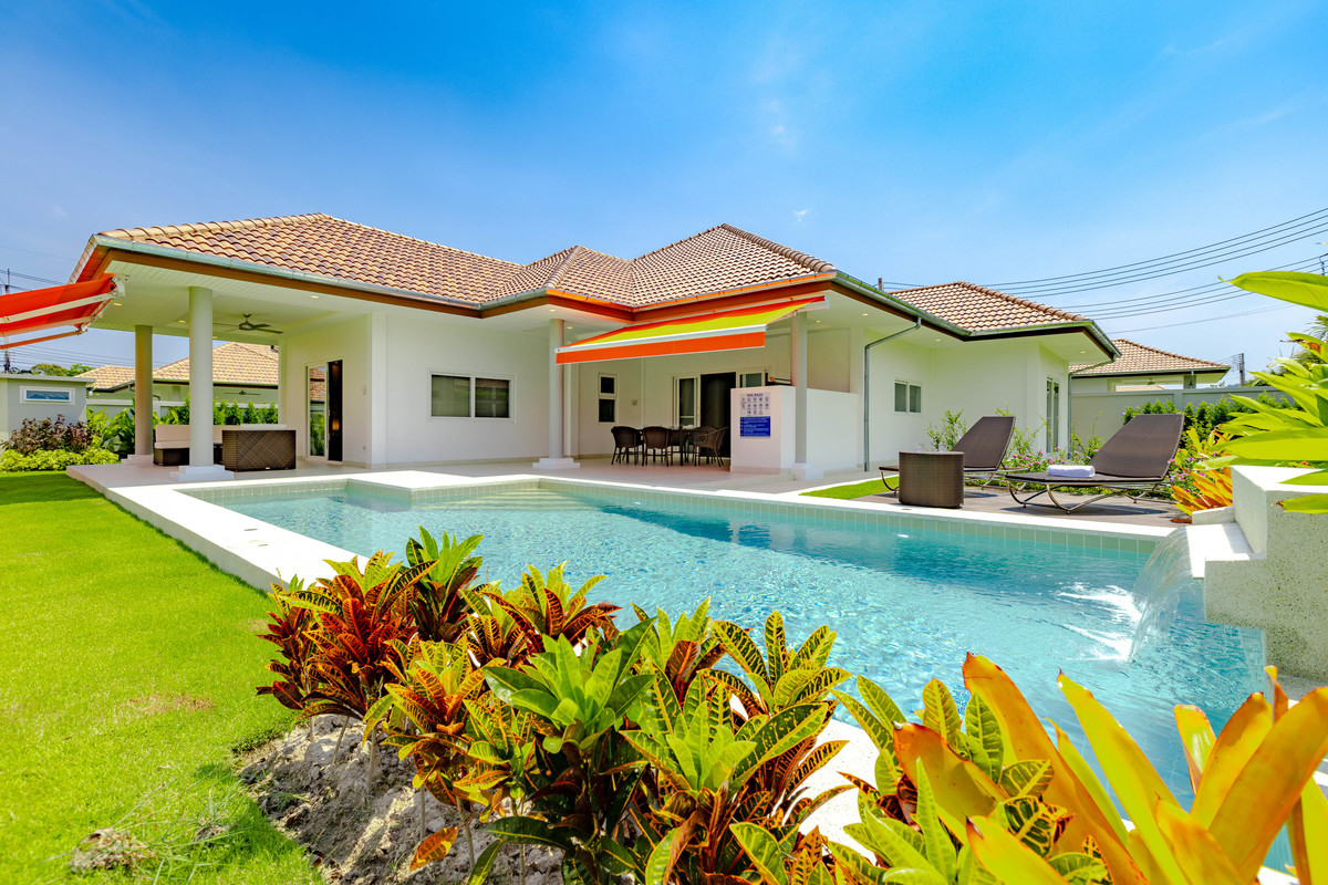 Mali Signature Stunning 4 Bedroom Pool Villa Property Solutions Hua Hin