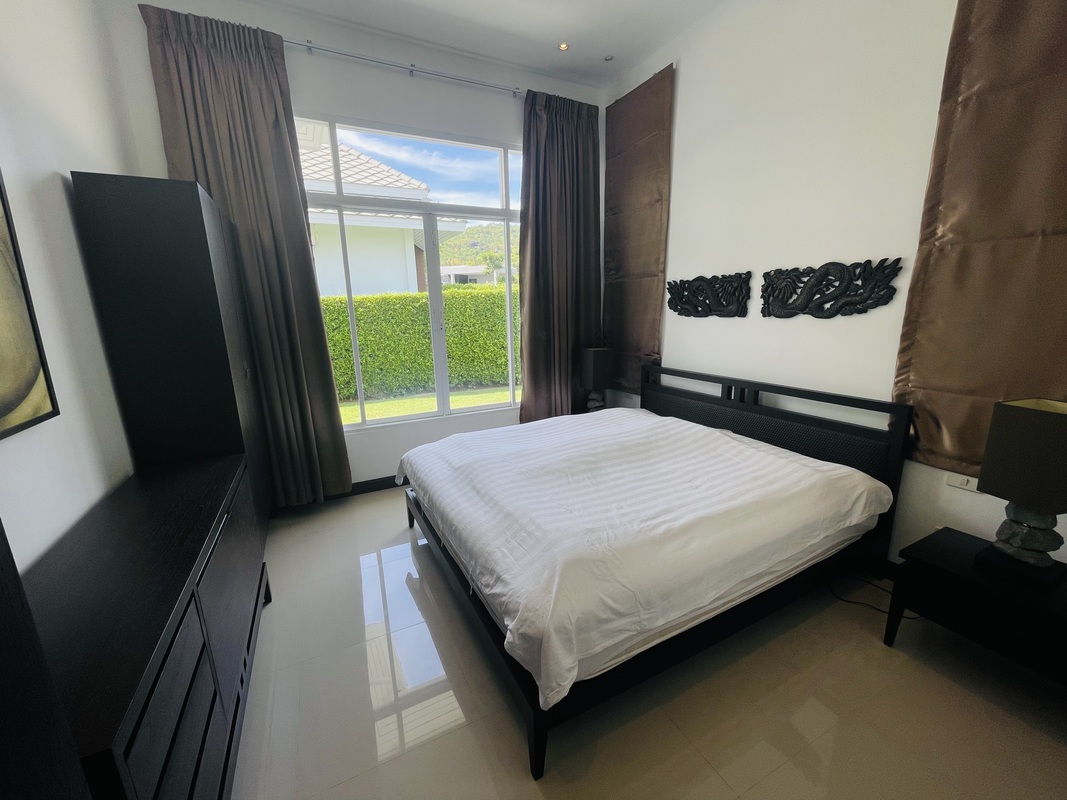 Black Mountain Villa moderna de 3 dormitorios y 2 baños con piscina