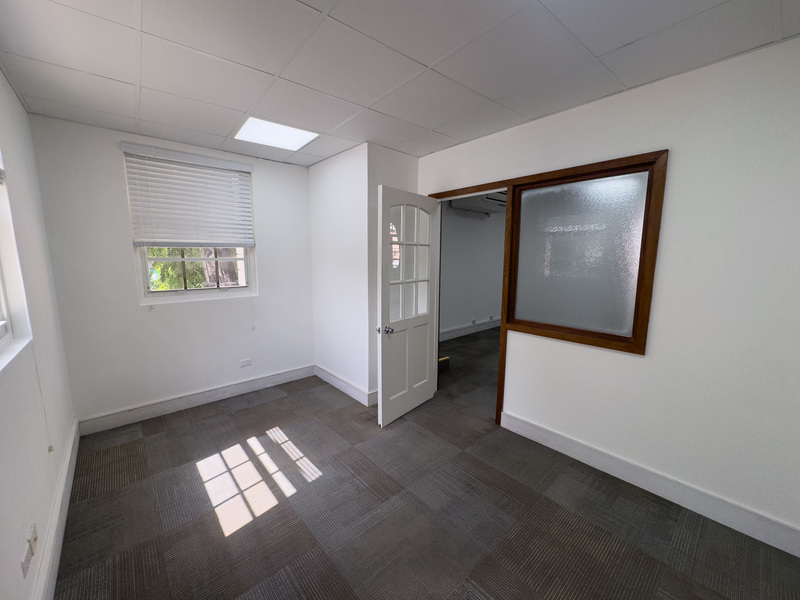 0 bed Commercial Property, Commercial Building For Rent in St. James, - thumb 12