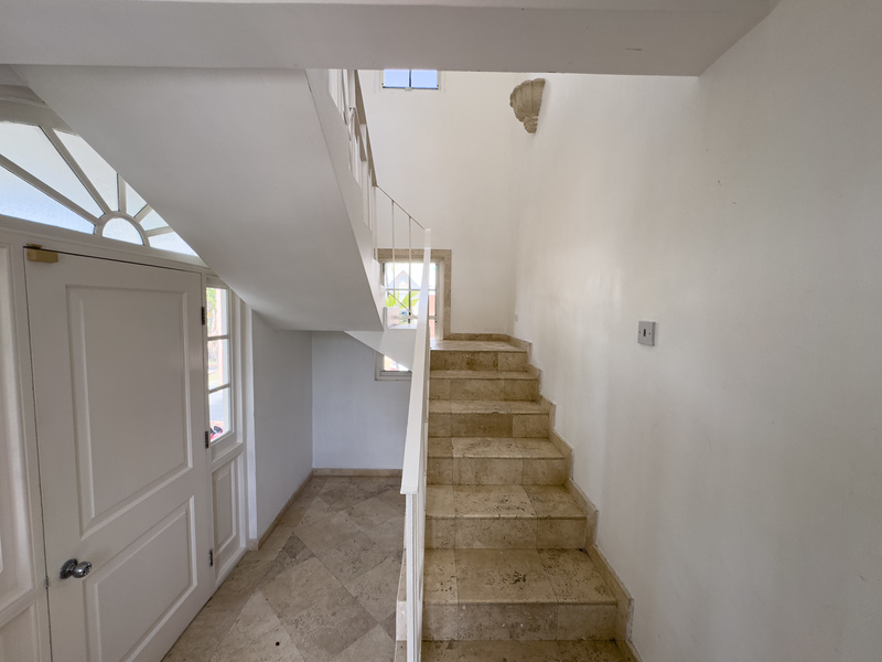 0 bed Commercial Property, Commercial Building For Rent in St. James, - thumb 2