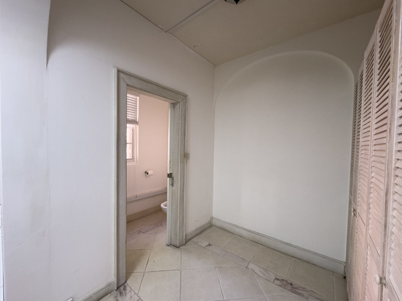 0 bed Commercial Property, Commercial Building For Rent in St. James, - thumb 7