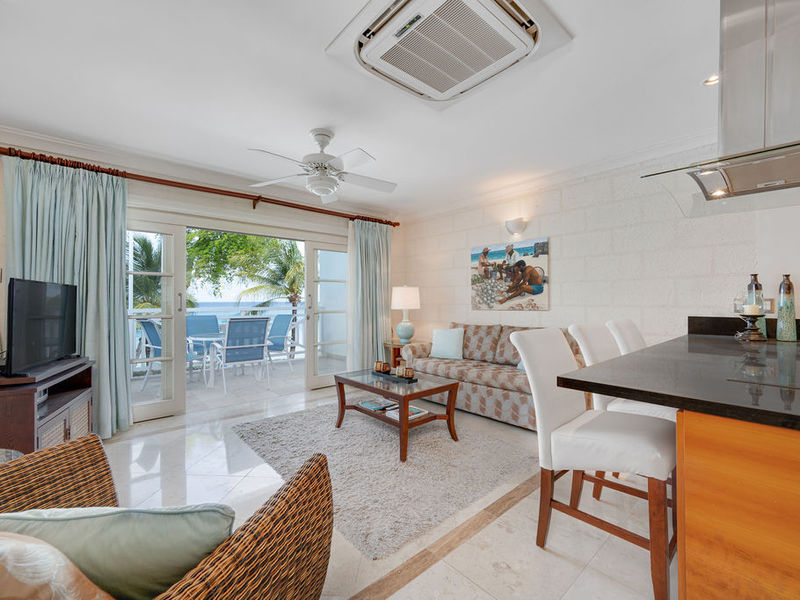 1 bed Beachfront, Gated Community For Sale in St. James, - thumb 4