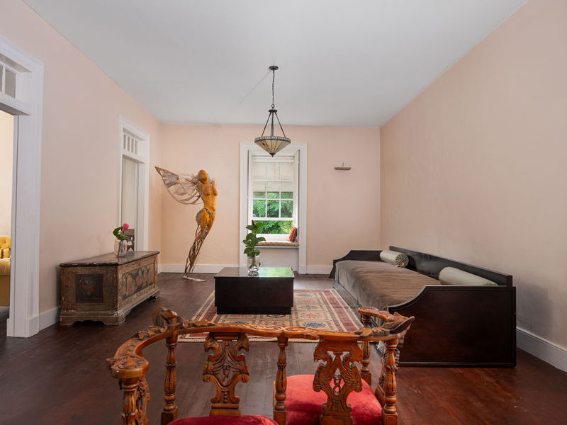 5 bed Residential Properties, Single Family Home For Sale in St. Joseph, - thumb 3