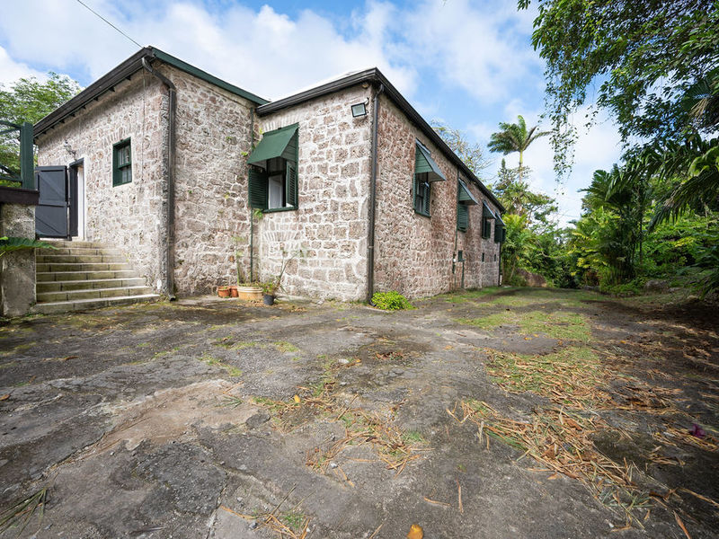 5 bed Residential Properties, Single Family Home For Sale in St. Joseph, - thumb 16