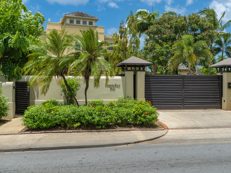 4 bed Beachfront, Luxury For Sale in St. James, - thumb 12