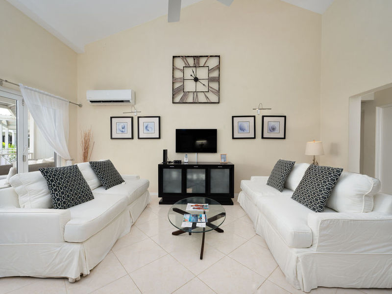 4 bed Residential Properties, Condo For Sale in St James, - thumb 1