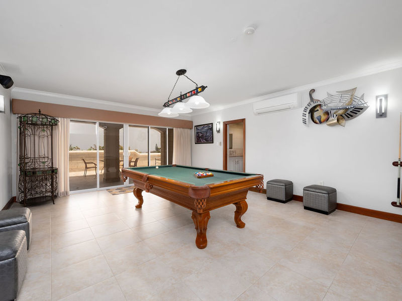 4 bed Luxury, Ocean View For Rent in St. Thomas, - thumb 8