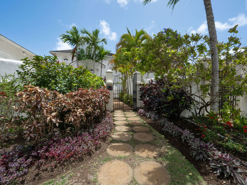 3 bed Gated Community, Ocean View For Sale in St. James, - thumb 2
