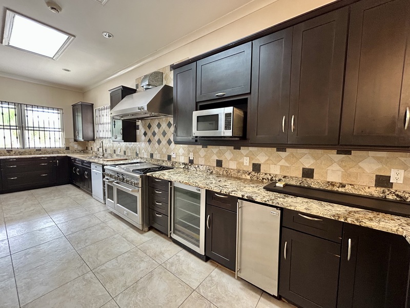 4 bed Residential Properties, Single Family Home For Sale in St. Michael, - thumb 10