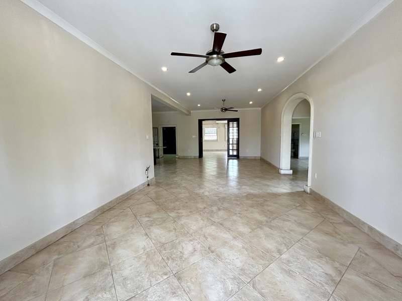 4 bed Residential Properties, Single Family Home For Sale in St. Michael, - thumb 5