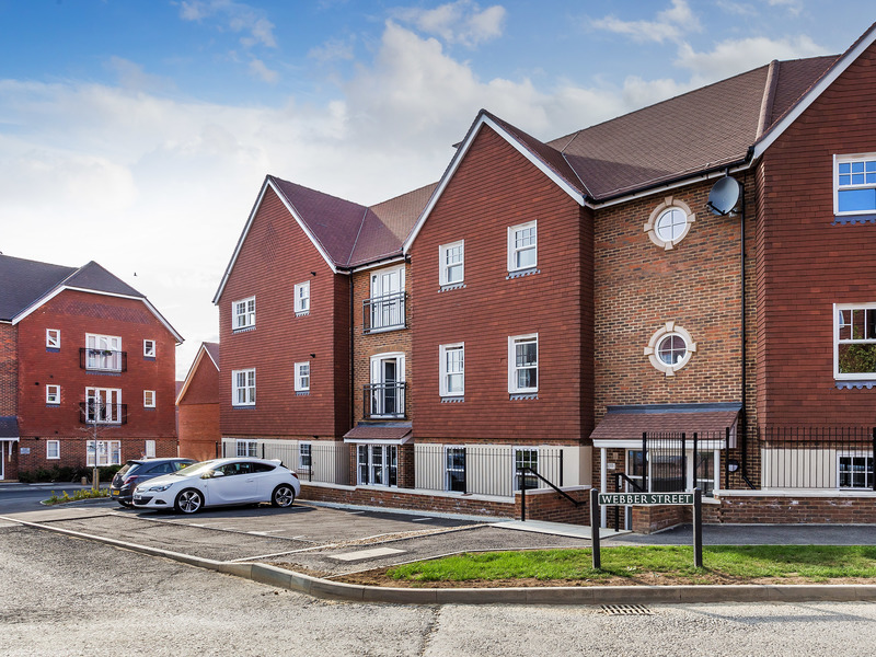 2 Bed Apartment For Sale in Horley