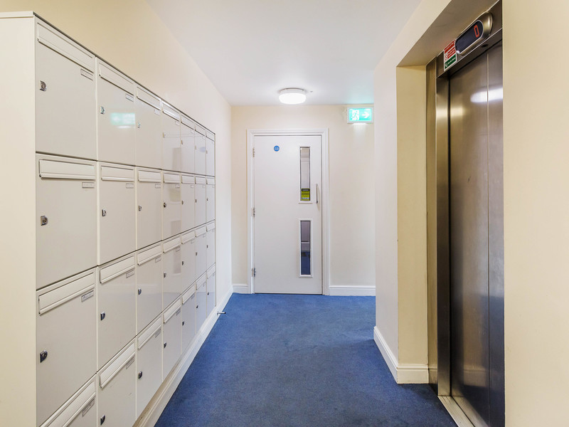 1 Bed Apartment To Rent in Crawley