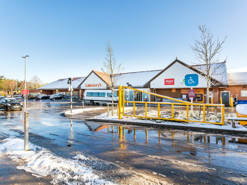 1 Bed Apartment To Rent in Warlingham