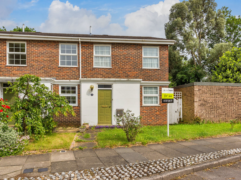 3 Bed House End Terrace For Sale in New Malden