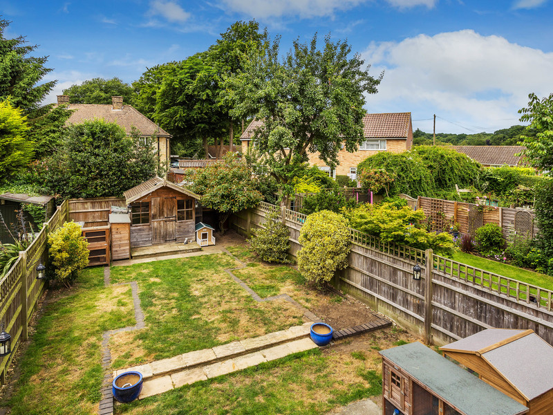 2 bed House - Semi For Sale in Epsom, Surrey - 3