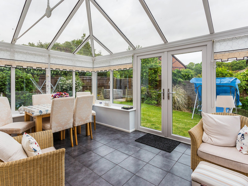3 bed House - Detached For Sale in Dorking, Surrey - 3