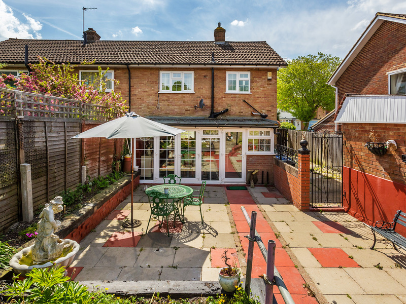 3 bed House - Semi For Sale in Croydon, Surrey