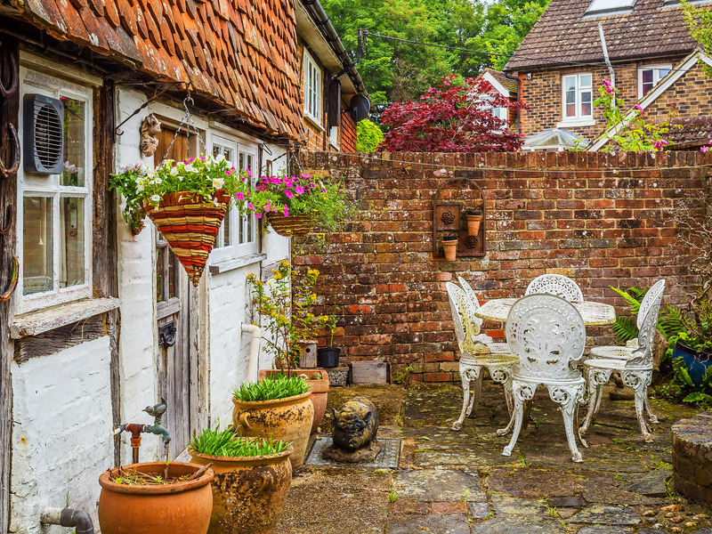 3 bed House - Semi For Sale in Horley, Surrey - 3