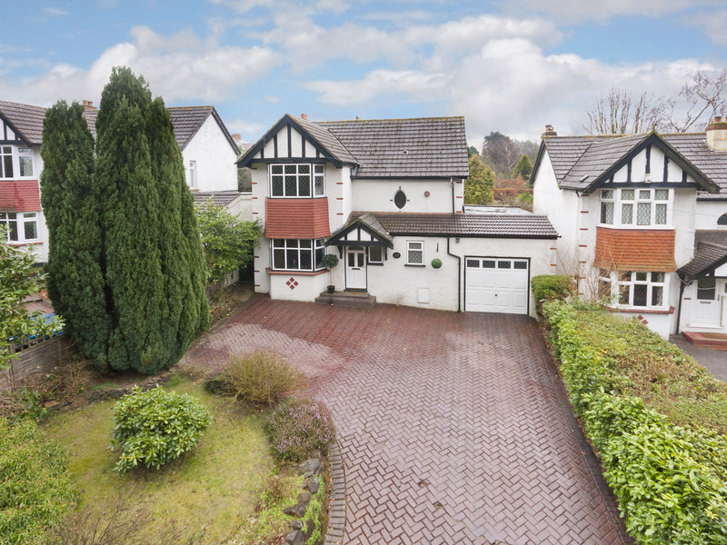 3 bed House - Detached For Sale in Caterham, Surrey