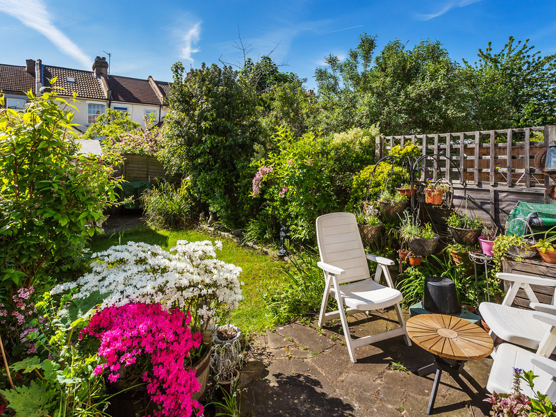 3 bed House - End Terrace For Sale in Croydon, Surrey - 3