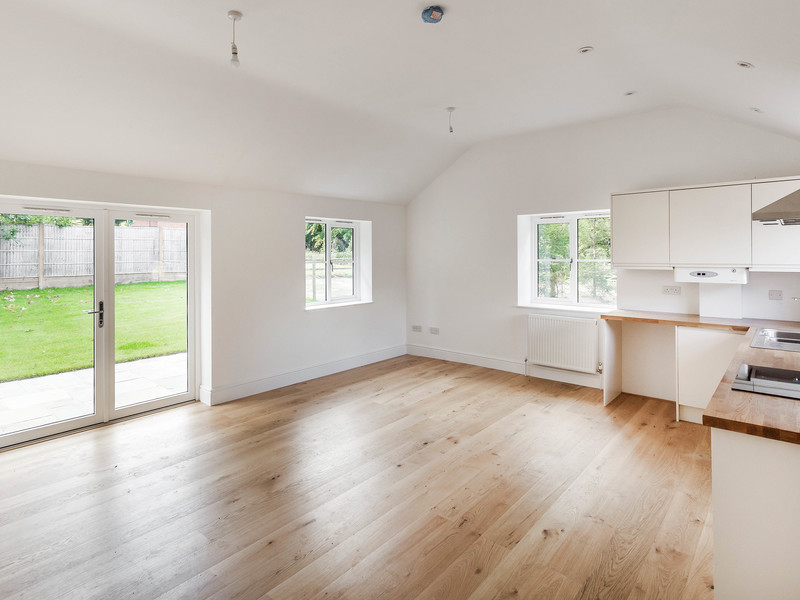 2 bed Bungalow - Detached For Sale in Billingshurst, West Sussex - 3