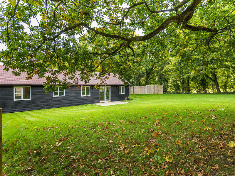 2 bed Bungalow - Detached For Sale in Billingshurst, West Sussex