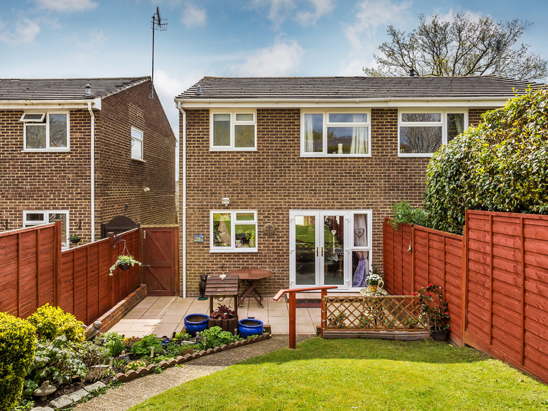 3 bed House - Semi For Sale in Crawley Down, West Sussex