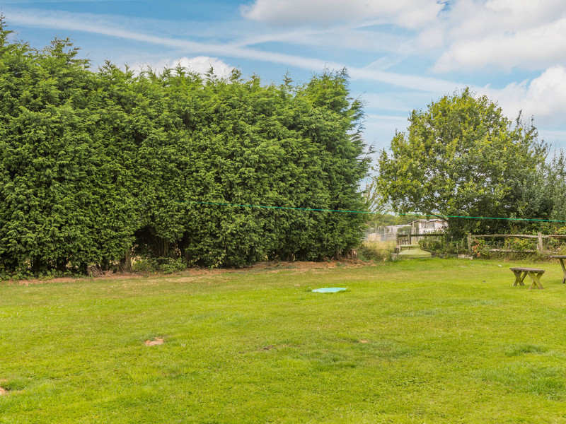 3 bed Apartment For Sale in Dorking, Surrey - 2