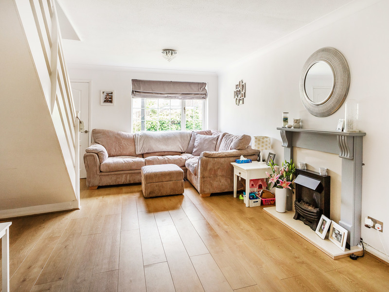 2 Bed House Terrace For Sale in Crawley