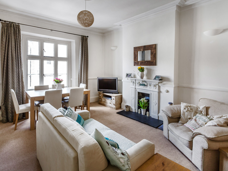 1 Bed Apartment For Sale in Reigate