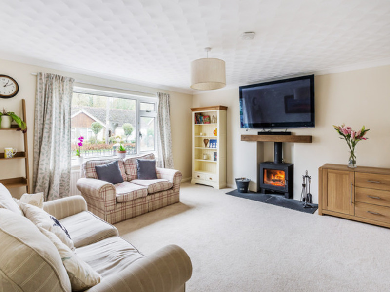 2 bed Bungalow - Detached For Sale in Horsham, West Sussex - 2