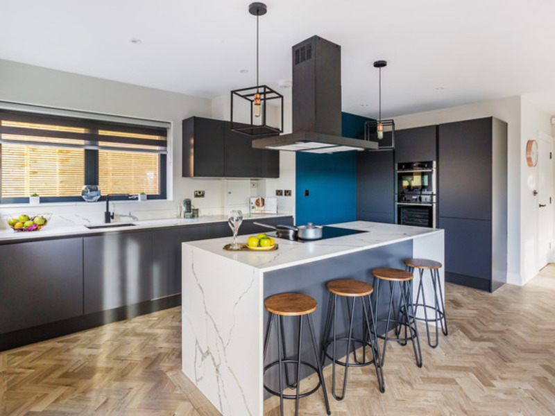 2 bed Apartment For Sale in Caterham, Surrey