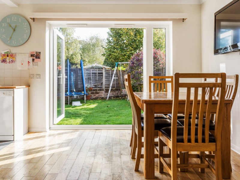 3 bed House - Semi For Sale in Reigate, Surrey - 3