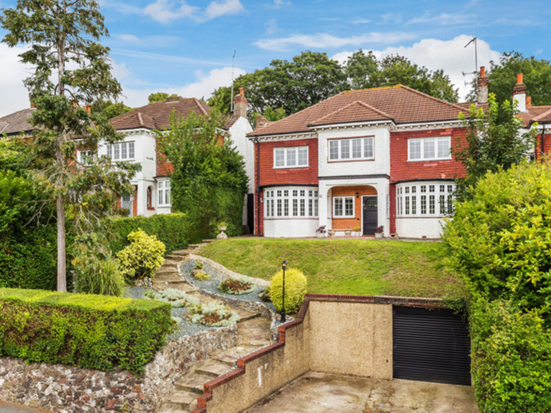 5 bed House - Detached For Sale in Purley, Surrey - 2