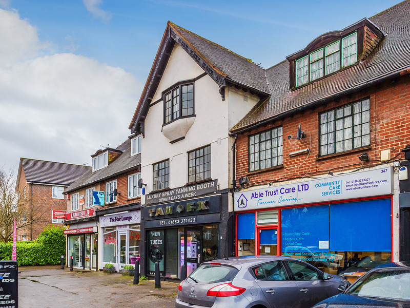 3 bed Apartment For Sale in Caterham, Surrey