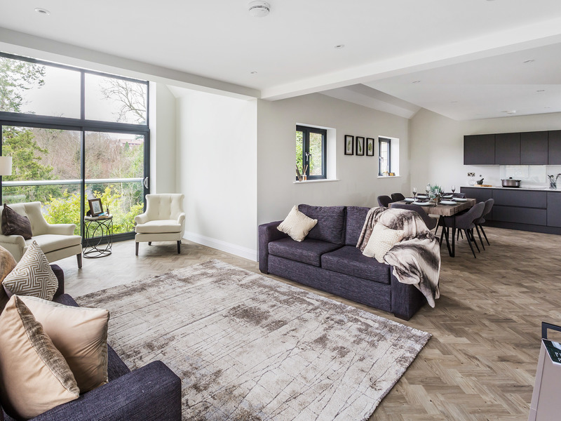 2 Bed Apartment For Sale in Caterham