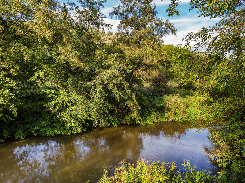 3 bed House - Detached For Sale in Dorking, Surrey - 2
