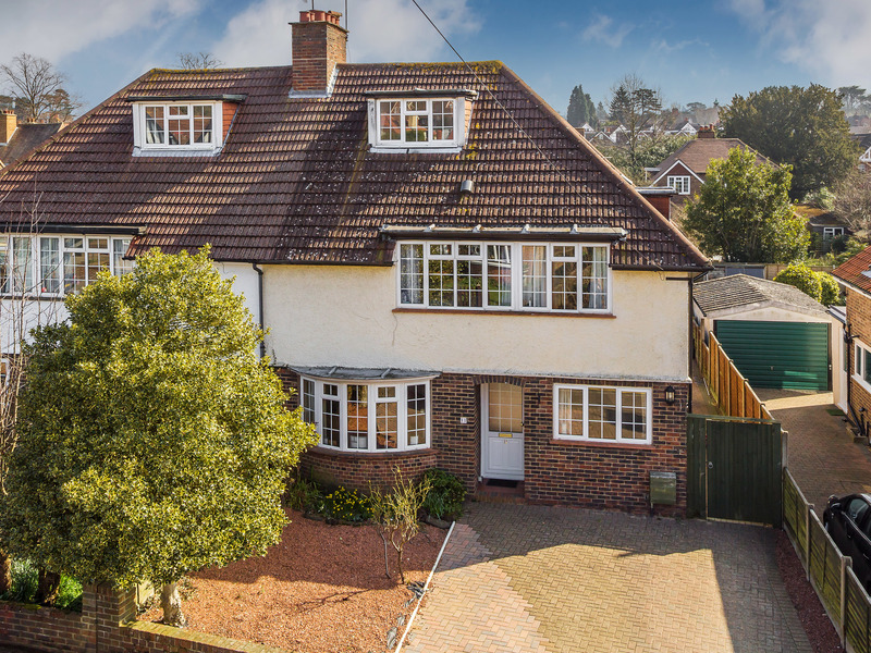 4 bed House - Semi For Sale in Reigate, Surrey - 2