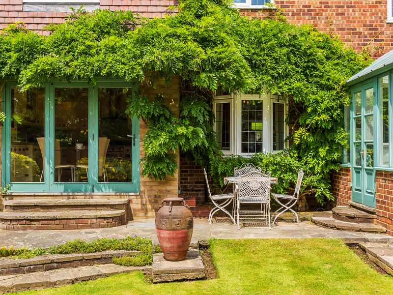 4 bed House - Detached For Sale in South Croydon, Surrey - 3