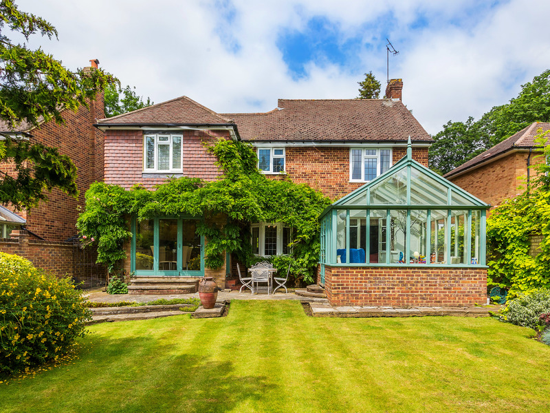 4 bed House - Detached For Sale in South Croydon, Surrey